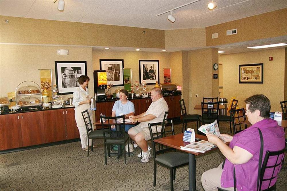 Hampton Inn Columbus/Delaware I-71 North Sunbury Restaurant foto